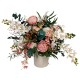COMPOSICIÓN DE ORQUÍDEAS Y ROSAS ARTIFICIALES